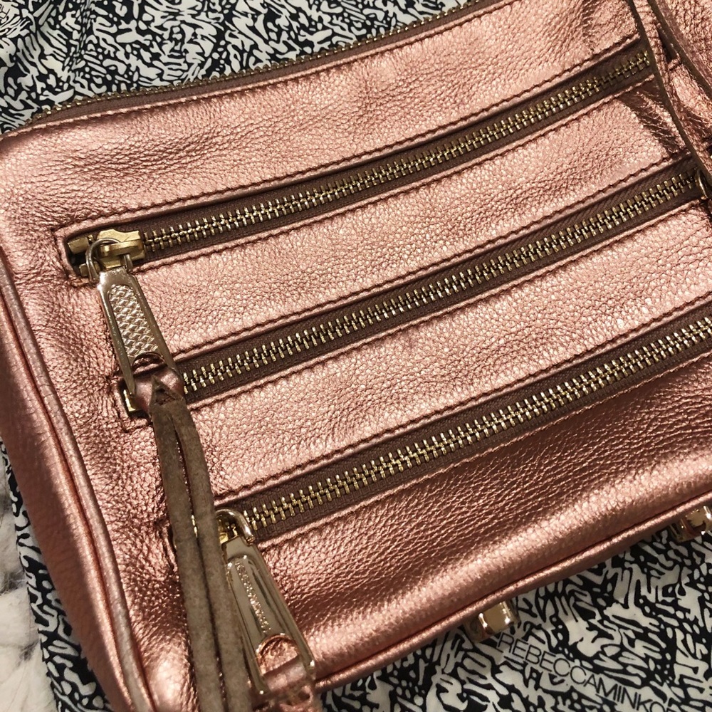 Rebecca Minkoff 5 Zip crossbody Rose Gold